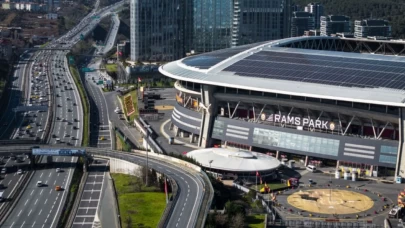 İstanbul'da bugün trafiğe kapatılacak yollar açıklandı