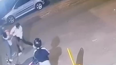 Çorlu’da husumetlilerin bıçaklı kavgası kamerada