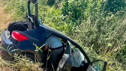 Otomobil sulama kanalına devrildi: 6 yaralı