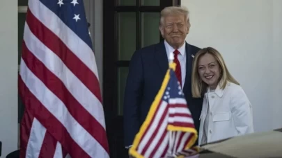 Trump ve Meloni arasında 'fotoğraf' krizi: Trump'tan 'uzaklaştırma kararı' paylaşımı!