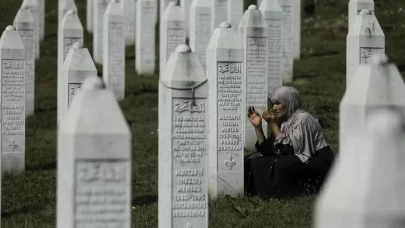Srebrenitsa'da 10 soykırım kurbanı bugün defnedilecek