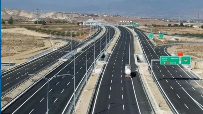 Karayolları Genel Müdürlüğü'nden sürücülere uyarı: Otoyollarda trafik düzeni değişti