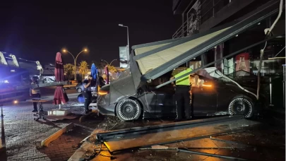Börekçi dükkanına daldı: 2 yaralı