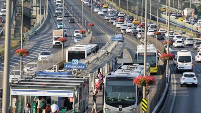 30 Ağustos'ta toplu taşıma ücretsiz mi? 30 Ağustos'ta metro, metrobüs, tramvay bedava mı?