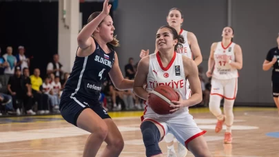 U18 Milliler, Slovenya'ya takıldı
