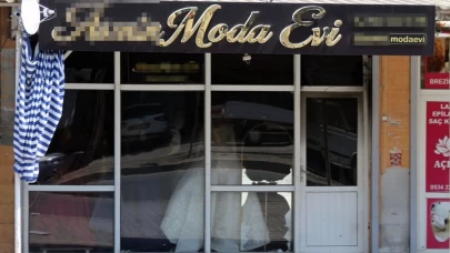 Boşanma tartışması iş yerine sıçradı