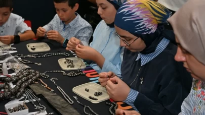 FotoMaraton ve “Osmanlı’nın Mukaddes Emanetleri” sergisi ilgi gördü
