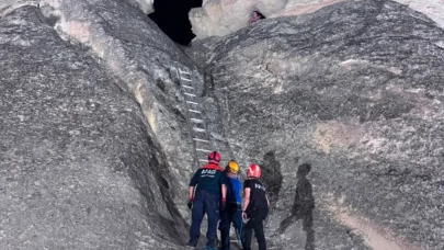 Kapadokya'da fotoğraf sevdası peribacasında son buldu