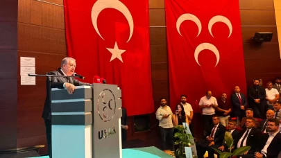 MHP’li Durmaz: Liderimizin vatan sevgisini ölçmeye hiç kimsenin haddi yok!