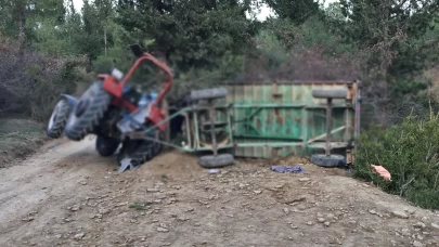 Kıbrıs gazisi devrilen traktörün altında kalarak hayatını kaybetti