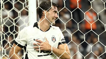 Dusan Vlahovic ilk kez Beşiktaş formasını giydi