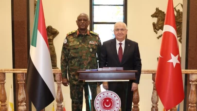 Bakan Güler, Sudan Genelkurmay Başkanı Elatta'yı kabul etti