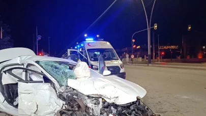 Bursa’da otomobil ile cip çarpıştı: 2 ölü, 2 yaralı