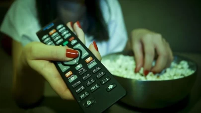TV'de bu akşam film ve yarışma şöleni var