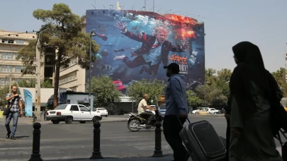 İran'dan ekonomik operasyona Trump afişli gönderme!