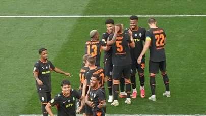 Arda Turan'lı Shakhtar'dan 5 gollü başlangıç