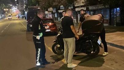 Motosikletli kurye öldü, otomobil sürücüsü gözaltına alındı