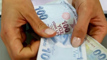 ​Memur emeklisine seyyanen zam verilecek mi? Sendikaların AYM başvurusu sonrası gözler Meclis'e çevrildi