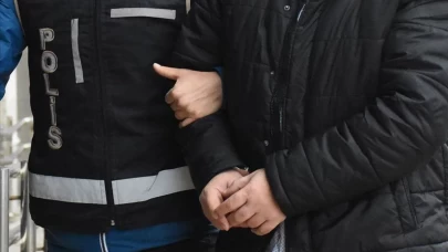Uyuşturucu, hassas terazi ve 169 bin 300 lira bulundu