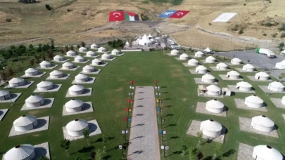Malazgirt Zaferi'nin 955. yıl dönümü Ahlat'ta görkemli etkinliklerle kutlanacak