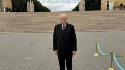 MHP Lideri Devlet Bahçeli Anıtkabir’de 30 Ağustos törenine katıldı