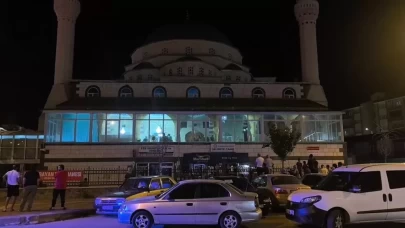 Namaz kılmak için gitti! Hayatının şokunu yaşadı