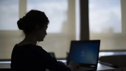 Hem okuyup hem çalışmak isteyenlere müjde! İŞKUR Gençlik Programı detayları