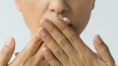 Sabahları ağız kokusu neden olur, nasıl azaltılır?
