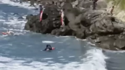Akıntıya kapılan 3 kişi son anda kurtarıldı