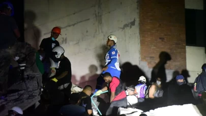 7,4 büyüklüğündeki deprem Kolombiya’yı vurdu