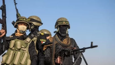 Hamas'tan silahsızlanma açıklaması: İsrail saldırıları durmazsa plan çöker!