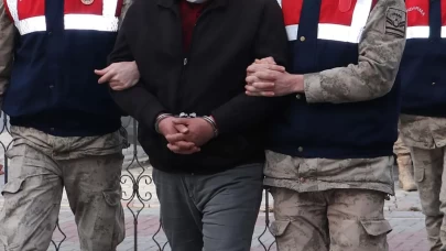 Kaçak kazı yapan 5 kişi suçüstü yakalandı