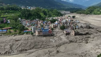 Tibet'te 5 büyüklüğünde deprem