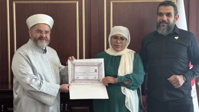 İkiz bebek müjdesinden sonra Müslüman oldu
