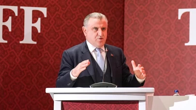 Bakan Bak'tan Süper Lig mesajı