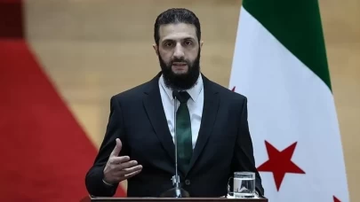 Şara'dan ABD'nin kararına ilk mesaj: 'Geçmişin acı sayfasını yırtıp attık'