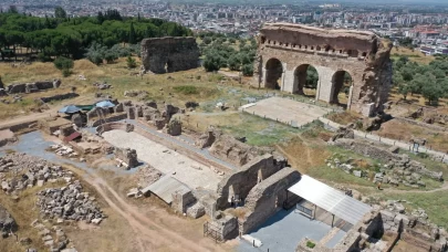 Aydın'da tarihi keşif! 2 bin yıllık 300 kişilik antik havuz ortaya çıkarıldı