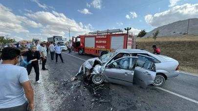 Otomobiller hurdaya döndü!  Çok sayıda kişi yaralandı