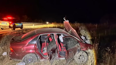 Şarampole savrulan otomobilde 3 kişi yaralandı