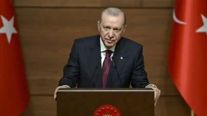 Cumhurbaşkanı Erdoğan Rize'de konuştu: “Şehitlerimizin kanı üzerinden siyaset yapmak vicdansızlıktır”