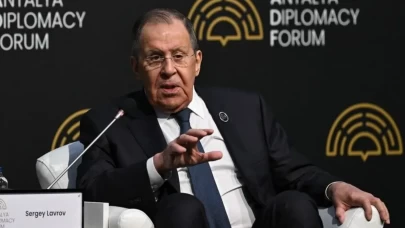 Lavrov'dan Avrupa'ya savaş mesajı: Bize saldırırlarsa savaş çok kısa sürer