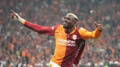 Osimhen bu akşam Galatasaray maçında oynayacak mı? Osimhen kaç hafta yok? Sakatlık durumuna dair bilgi