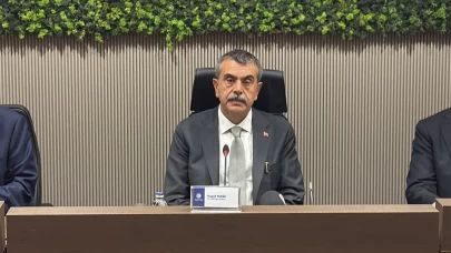 Bakan Tekin'den mesleki eğitim açıklaması: Eksiklik gördüğümüz iş yeriyle protokolü kesiyoruz