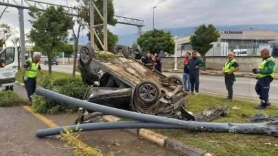 Manisa’da kontrolden çıkan otomobil takla attı: Sürücü ağır yaralı