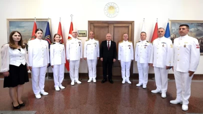 Bakan Yaşar Güler, Deniz Kuvvetleri Komutanı Tatlıoğlu’nu kabul etti