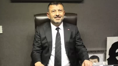 Yeni Partili Veli Ağbaba hastaneye kaldırıldı