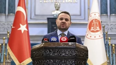 Bakan Gürlek duyurdu: Aile ve çocukları hedef alan yapılanmalara operasyon gerçekleştirildi!