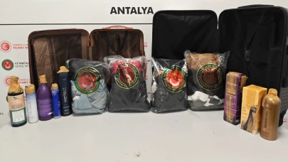 Antalya’da akıllara durgunluk veren yöntem: Milyonluk zehir valizden çıktı