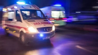 Uçuruma yuvarlanan otomobilde 2 kişi can verdi