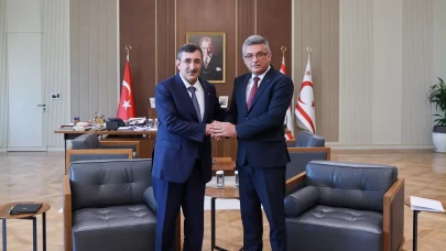 Cevdet Yılmaz'dan KKTC'de dikkat çeken görüşme!